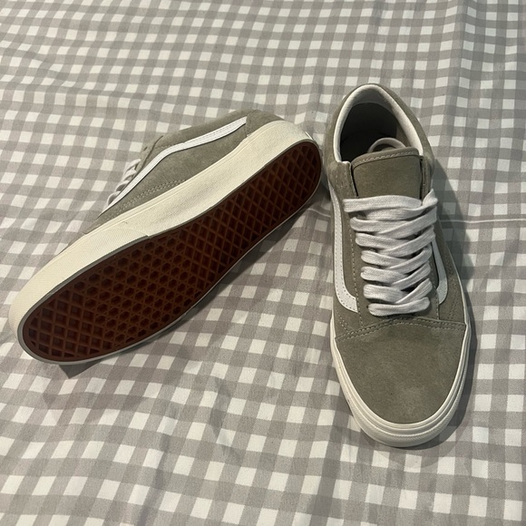 Adidas sage green and White Sneakers Casual Style - Picture 2 of 6